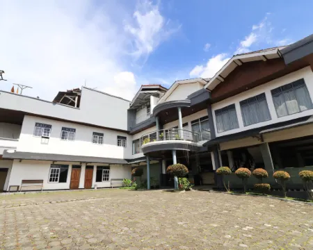 Abang Hotel Ciwidey Hoteles en Ciwidey