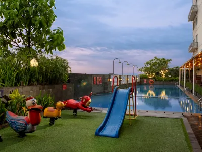 ASTON Solo Hotel Hotel dekat Zidny Cell