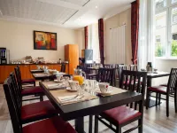 Vacancéole - le Duguesclin Hotel a Dinan