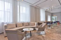 7 days premium hotel (Renmin Road branch, Nenjiang Bay Wetland Park, Da'an) Hotels in Da'an