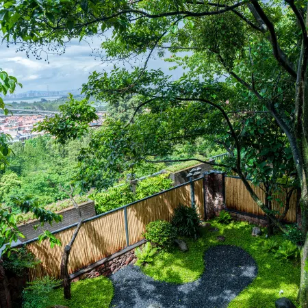 Tea Horse Garden Resort (Kunming Dianchi Xishan Scenic Area)
