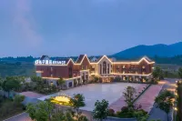 Orange Hotel (Nanjing Lishui University Town Branch) Hotel dekat Jinken College West Campus