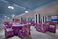 Yongde Yonglida Dinghao Hotel (Block B Hot Spring Shop) Hotels in Yongde
