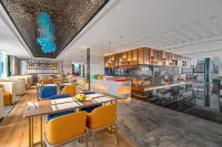 M Hotel - breakfast