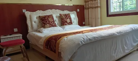 Hanyuan Zaozilin Resort Отели рядом с достопримечательностью «Fujing Mountain»