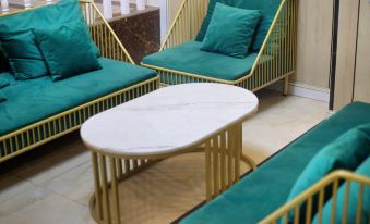 Yueyang International Hotel (Hanjiang Normal University)