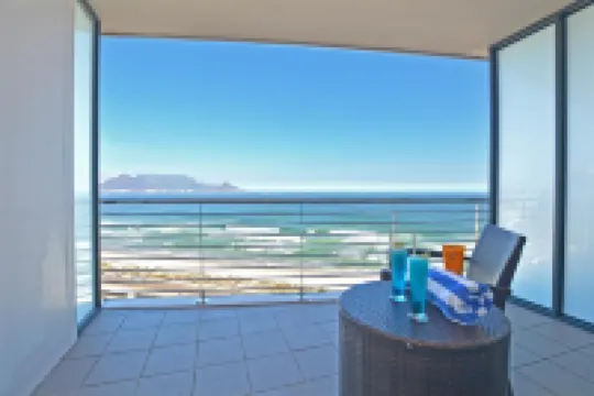 Blaauwberg Beach Hotel
