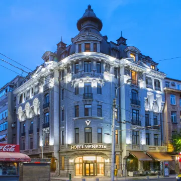 Zeus Essence Bucharest Venezia