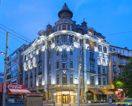ซูส เอสเซนซ์ บูคาเรสต์ เวเนเซีย โรงแรมในบูคาเรสต์