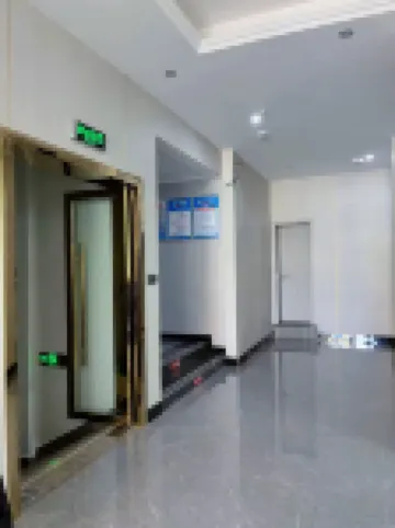 瀘県鉑金世家ビジネスホテル