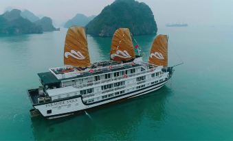 Paradise Sails Cruise Ha Long