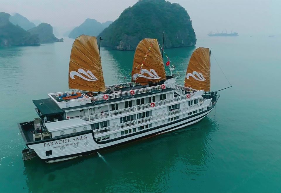 하롱베이 크루즈 풍경