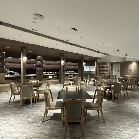 Nanjiang elan Hotel