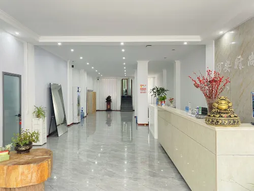 Tuan Fashion Hotel Hotel di Ye County
