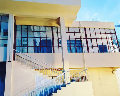 Tashkurganbo Lodge Youth Hostel โรงแรมในต้าเซินขู่เออร์กัง