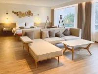 Enshi Grand Canyon Huanyue Mountain Residence Holiday Hotel Hotels in Enshi City