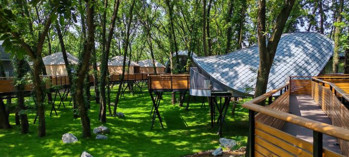 Wanshan Green Paradise Tongyu Tree House Homestay Hotéis em Condado de Lujiang