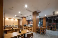 VALATOMS Fanlatu Hotel (Mianyang High-Speed Railway Station CapitaMall)