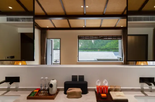 巴淞釋境私湯輕奢美宿（九寨溝景區店）