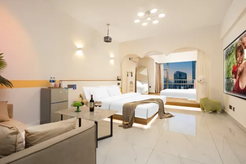 Sunshine Ninety-Nine B&B Hotel (Changsha Wuyi Square IFS International Financial Center) - romantici