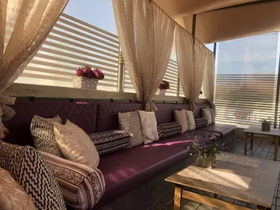 FUTURO HOTEL โรงแรมใน