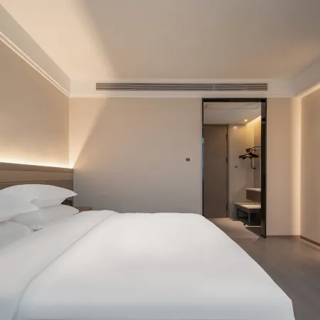 Rongcheng Rezen Manhu Hotel (Rongcheng Station)