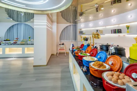 AI Stay Future Hotel (Xi'an High-tech Zone Keji Second Road Subway Station) Отели рядом с достопримечательностью «Sakura Square»