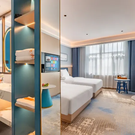 Sucha Hotel（Walnut Food Street Swan Lake Branch）