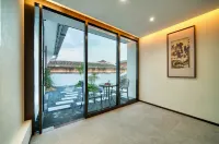 The Moonlit Temple Hotel (Wenzhou Longwan International Airport Branch) Hotel dekat Longwan Traffic Wharf