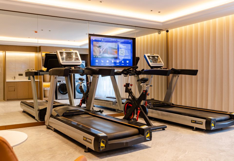 1. 비엔나 호텔 (..