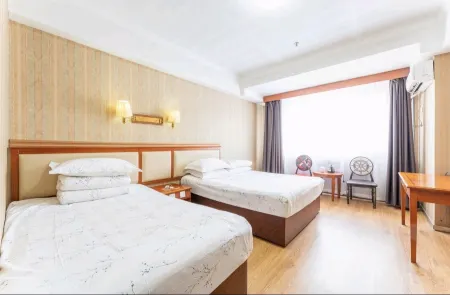 Shuangyashanjiang Tian Hotel Отели в г. Шуаняшань