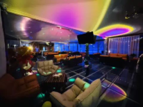 The Window of Qingzang-Tibet, the Boat of Yeli Resort