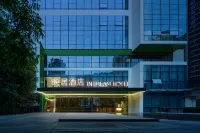 Yingju Hotel (Panda Base Branch) Hotels near Arhat Hall