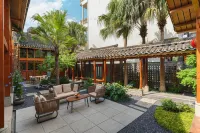 Music Village Boutique Hotel Hotel in zona Yulong Bridge