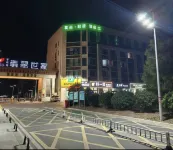Moshang Qingju Hotel (Zibo Zhoucun Wuyue Plaza) - balcony