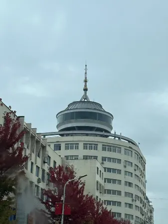 Dongxing Apartment Отели рядом с достопримечательностью «Minzu Square»