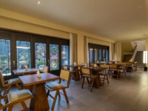 Snowland Dawa Hotel Hotels in Yidu