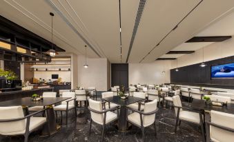 Wuxi YuanTouZhu Scenic Spot YuGang Road Atour Hotel