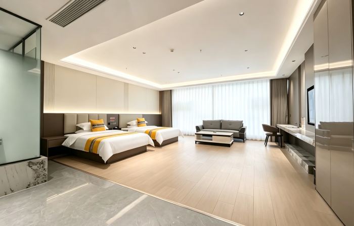 Pleasure Hotel