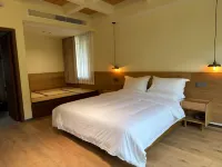 Tonglu Zhuying Xianting Homestay - pemandangan pegunungan