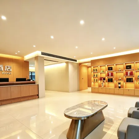 Heishui Four Seasons Holiday Hotel