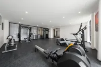 Peak Forest Lake Hotel (Xingyi South Railway Station & Wanfenglin Airport Branch) - Gym