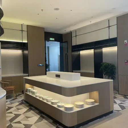 Echarm Hotel (Lanzhou Xiguan Zhongshan Bridge)