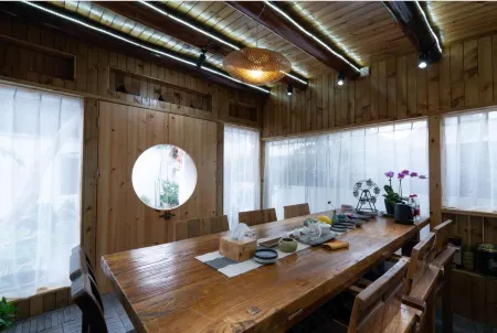 Kunshan Jinsexishe Homestay Отели рядом с достопримечательностью «Jinxi Town»