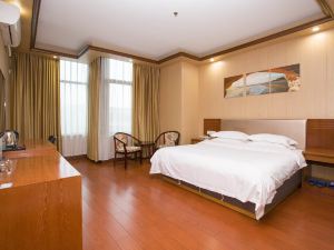 Yibai Liangpin Hotel (Darunfa Store, Shijia South Road, Jiashan County)