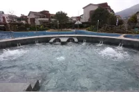 Hotspring Peninsula Resort Hotel - Hot Springs