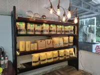 Huajianyuan Guesthouse Hotels in Nanjian