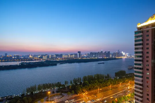 品ホテル 長沙（五一広場培元橋地下鉄駅）