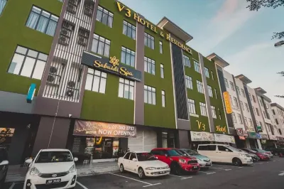V3 Hotel & Residence Seri Alam Hotels near Paragon Private & International School