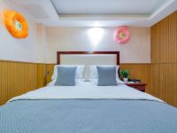 吉良精品酒店(重庆北站南广场店) - 标准大床房